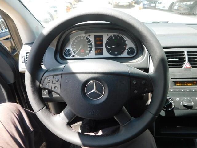Mercedes-benz B 180 NGT BlueEFFICIENCY Premium