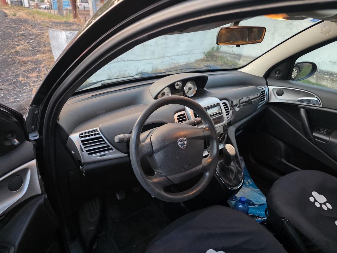 Lancia Ypsilon 1.3 MJT 75 CV 2009