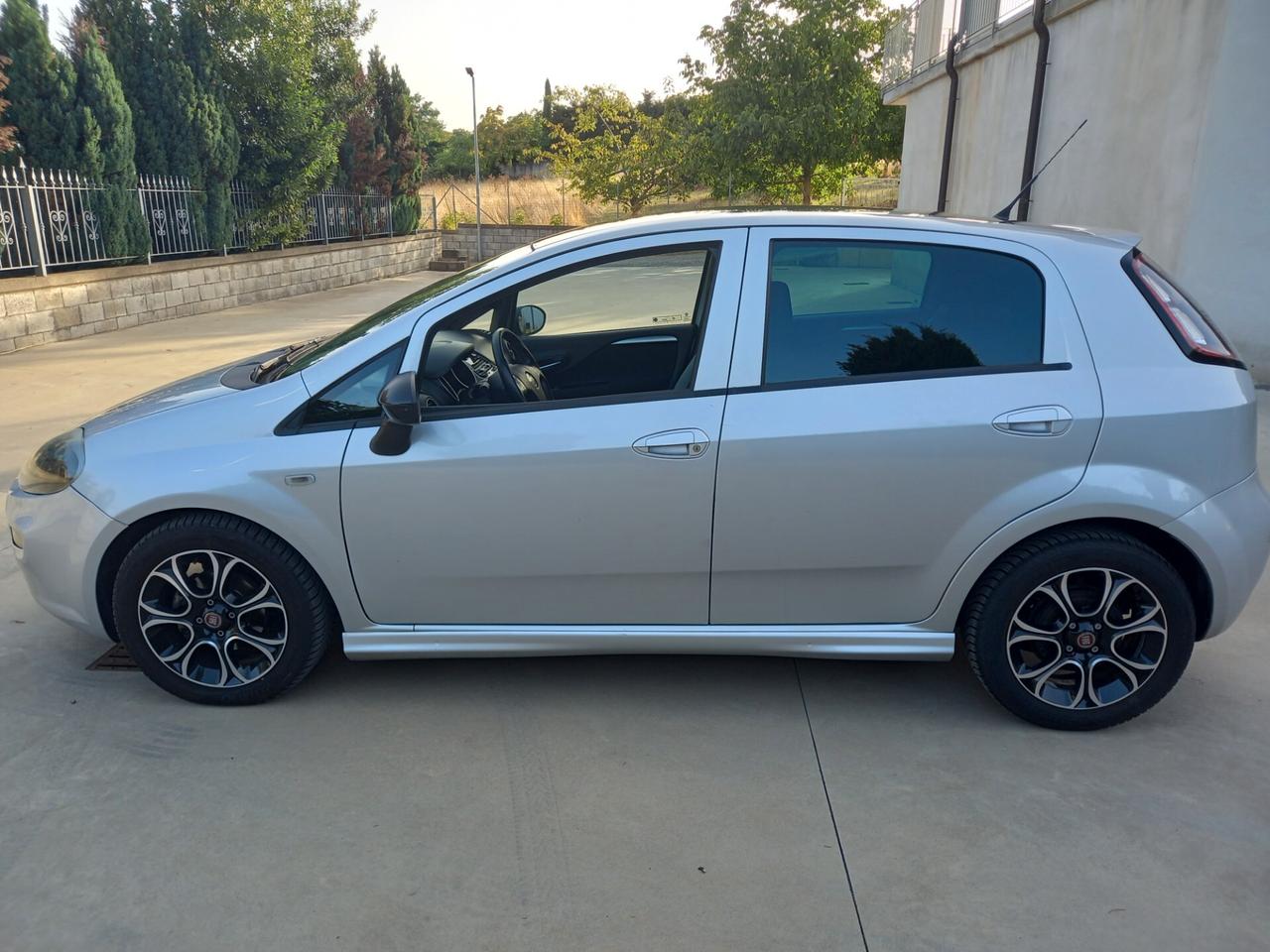 Fiat Punto 1.3 MJT II 75 CV 5 porte Lounge