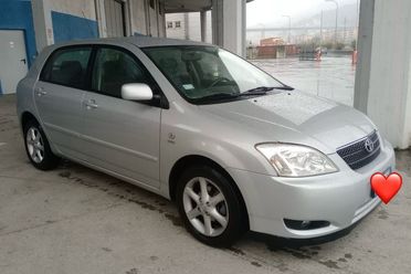 Toyota Corolla 1.4i 16V cat 5 porte