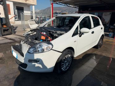 Fiat Punto 1.2 incidentato - 2015
