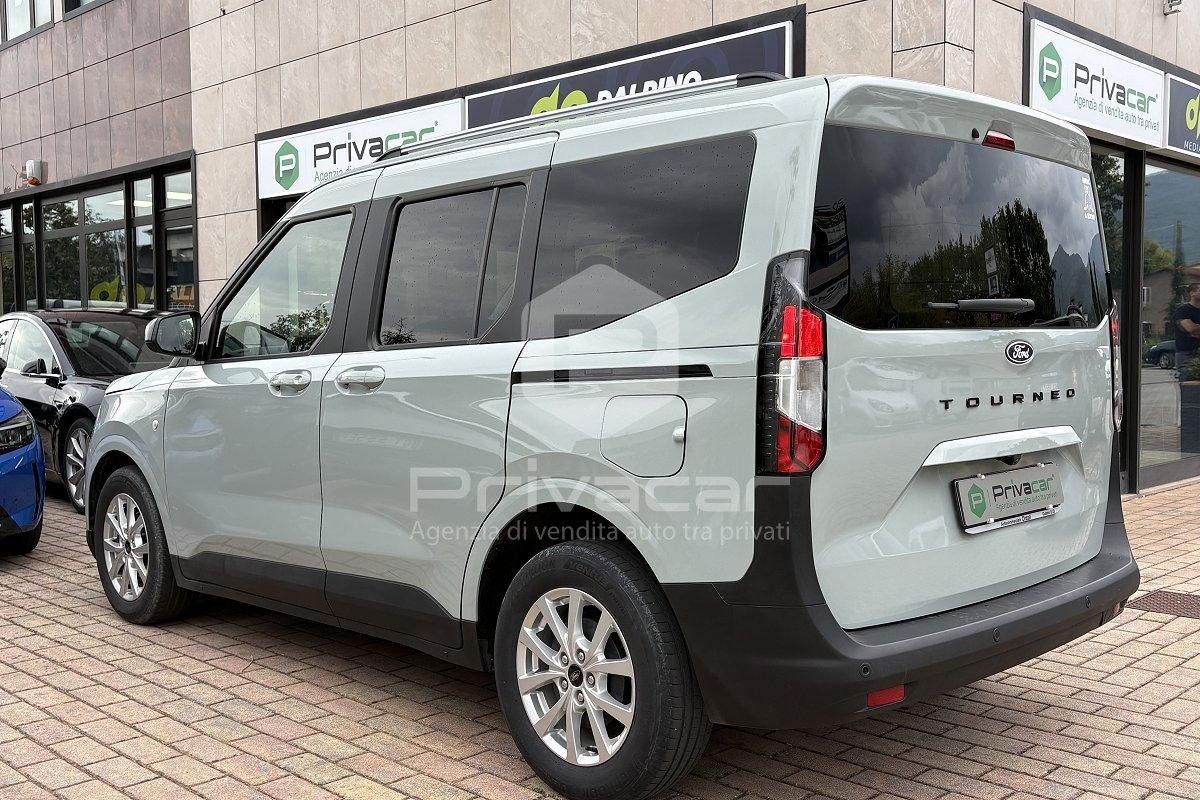 FORD Tourneo Courier 1.0 EcoBoost Titanium