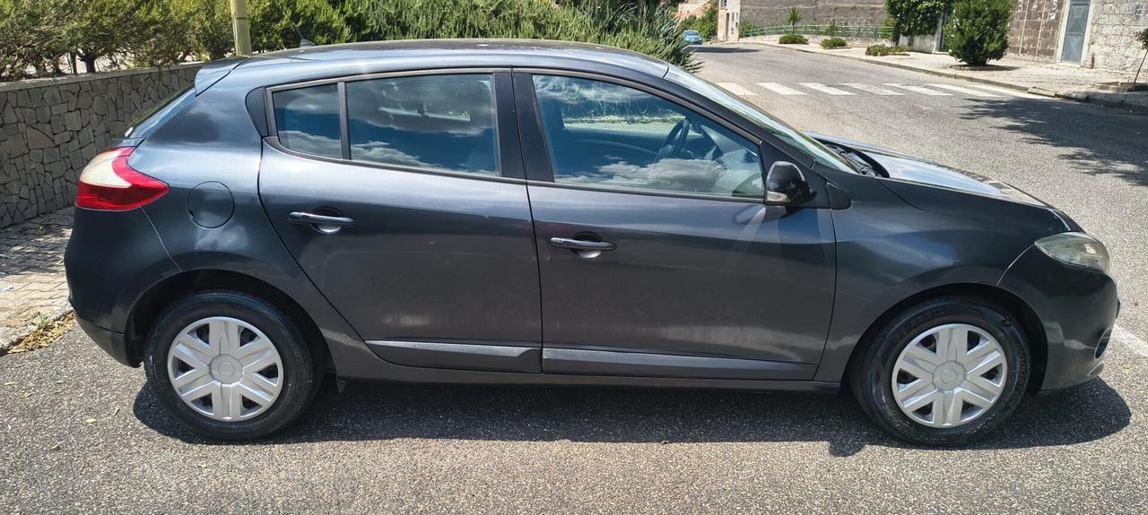 Renault Megane Mégane 1.5 dCi 110CV Dynamique
