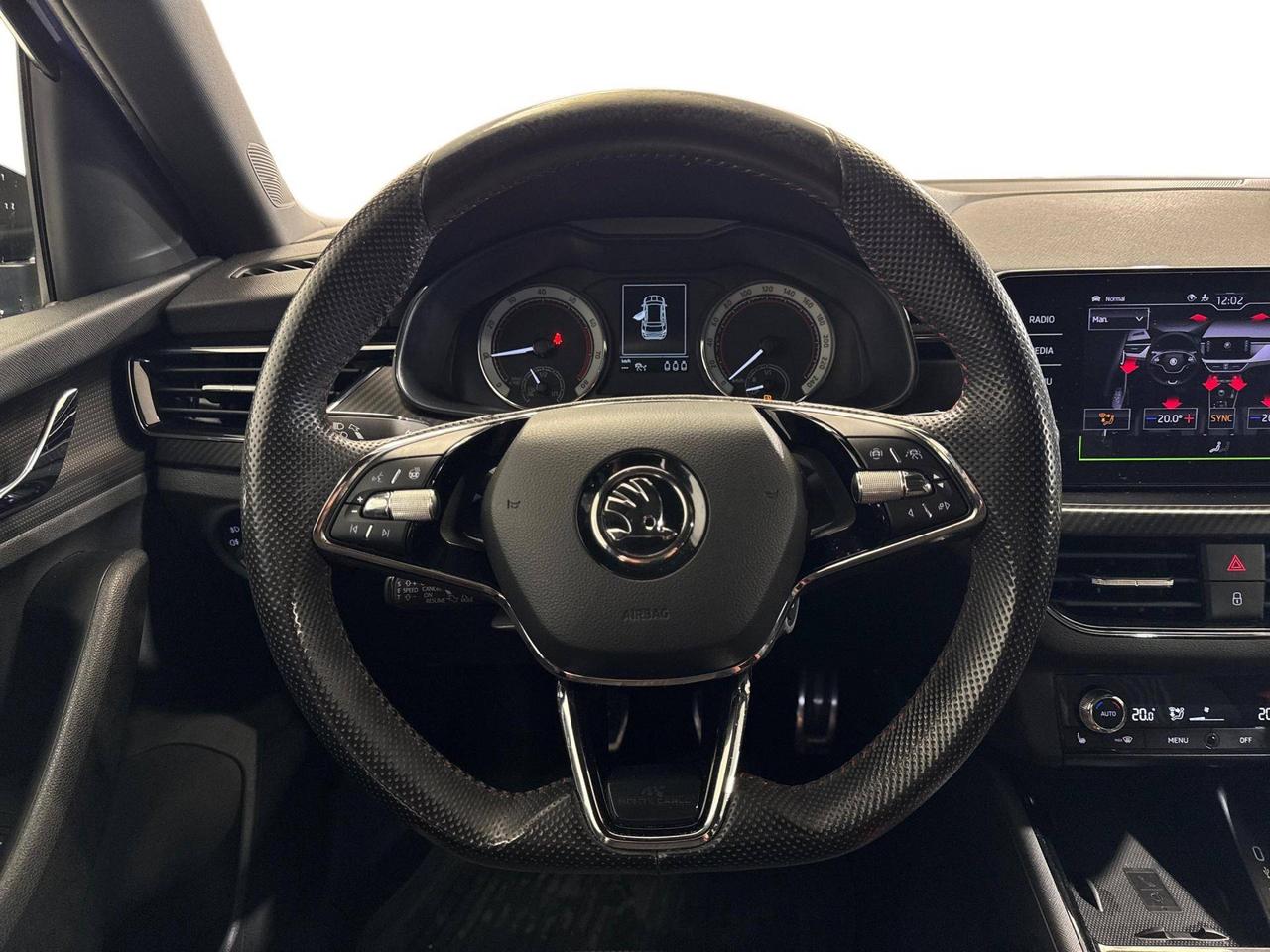 Skoda Kamiq 1.0 g-tec Monte Carlo 90cv