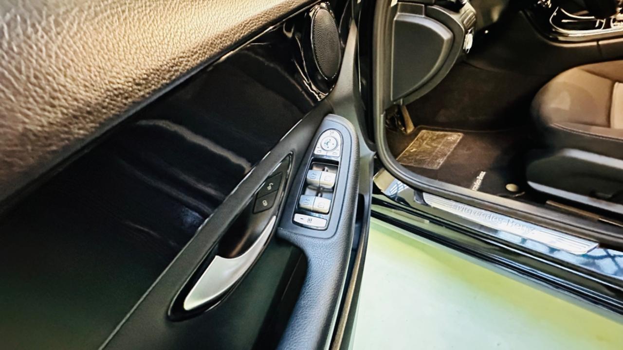 Mercedes-benz C 180 d Premium