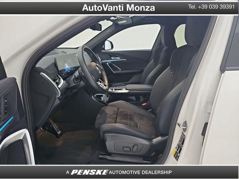 BMW iX2 eDrive 20 M Sport Pro