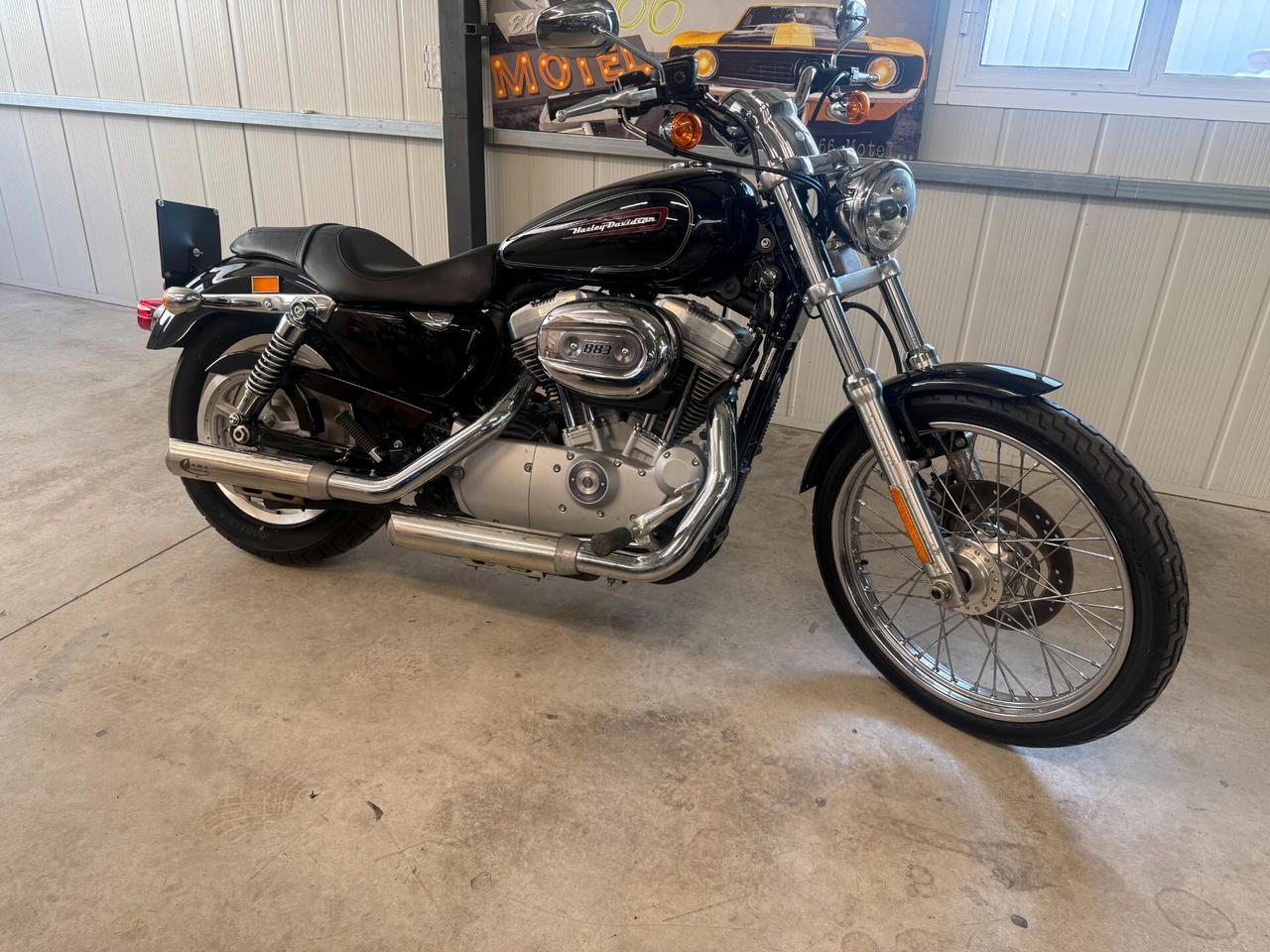 Harley-davidson 883 Sportster XL CUSTOM