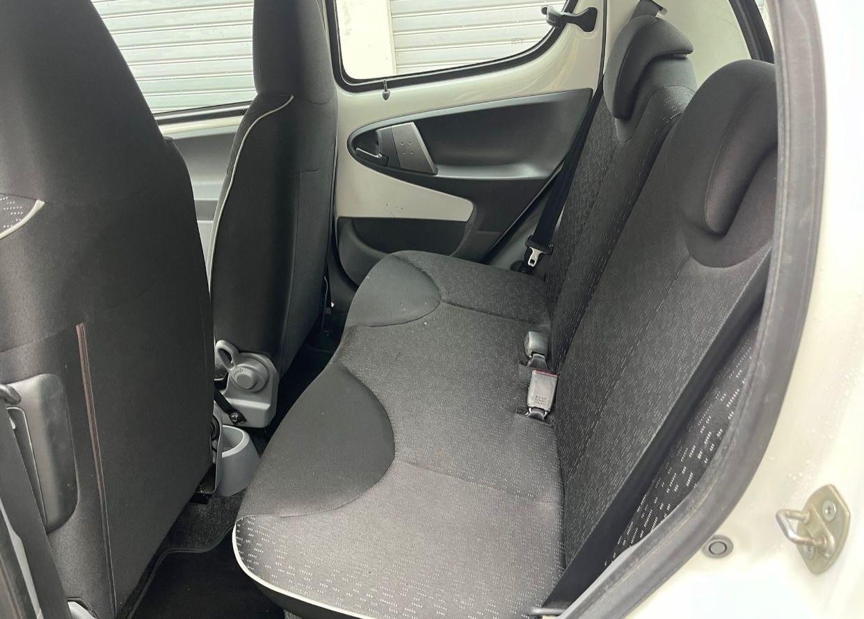 Peugeot 107 1.0 68CV 5p. Plaisir