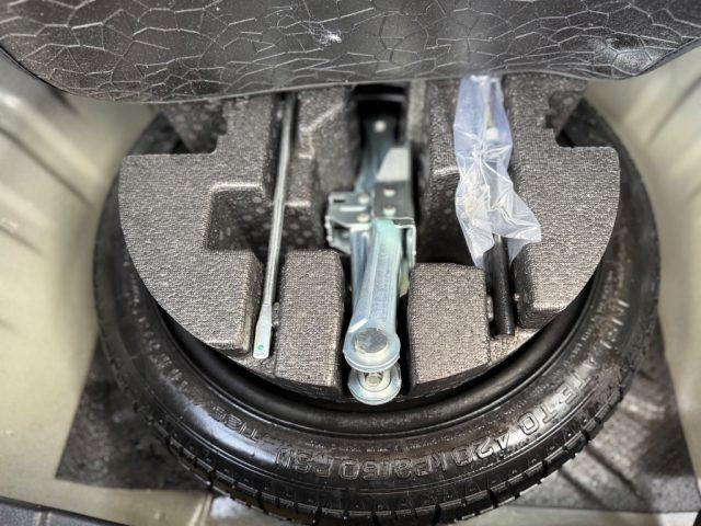 NISSAN Micra 1.0 benzina PARI AL NUOVO