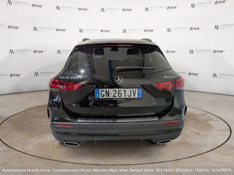 Mercedes-Benz GLA 200 D 4MATIC PREMIUM AUTOMATIC