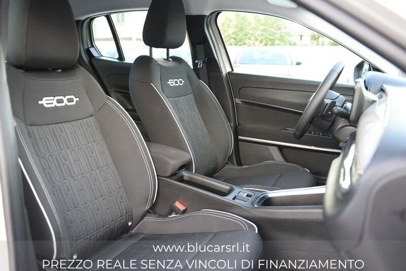 FIAT 600 1.2 Hybrid 145cv Pop