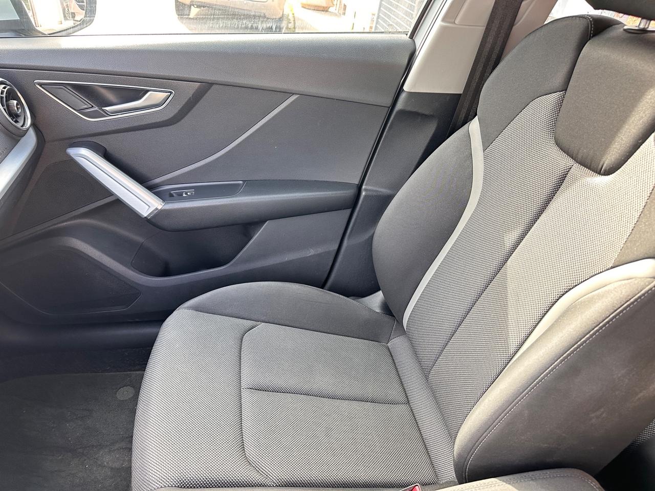 Audi Q2 1.6 TDI Sport-2018 LED/17"/NAVI