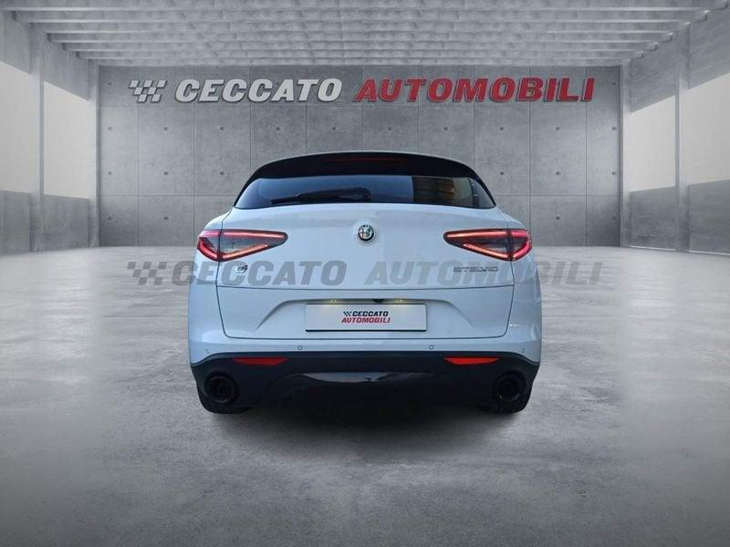 Alfa Romeo Stelvio 2023 2.2 t Sprint Q4 210cv auto