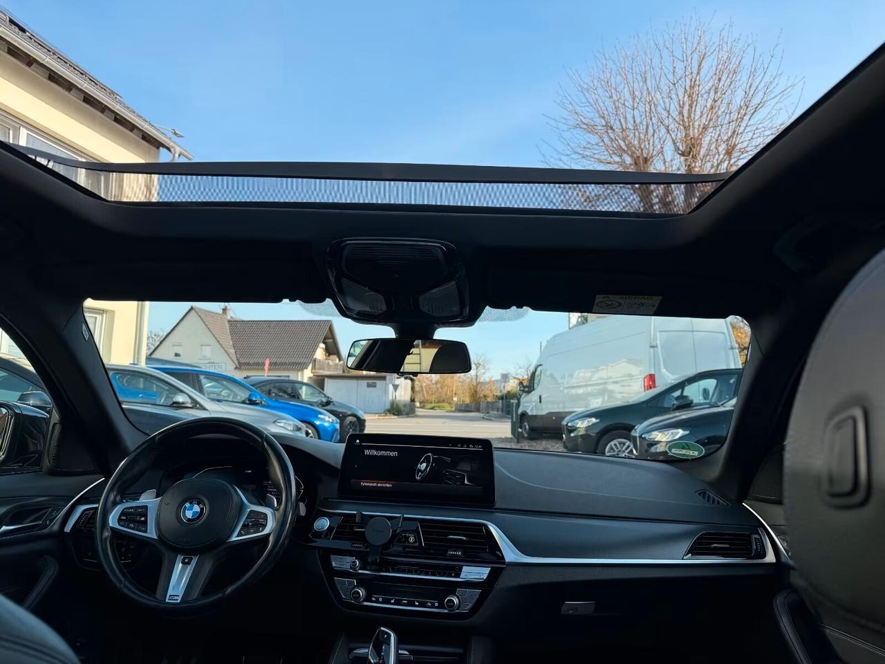 Bmw 520d 48V Touring M-Sport TETTO