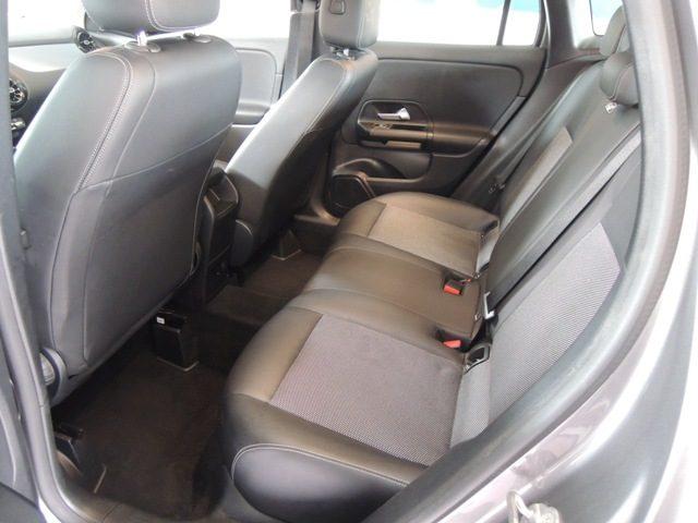 MERCEDES-BENZ GLA 200 d Automatic Business Extra