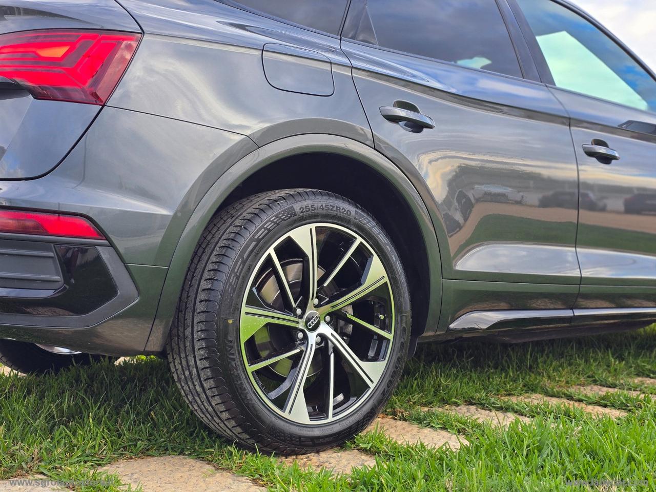 AUDI Q5 SPB 40 TDI 204CV qu. S-TRONIC S-LINE