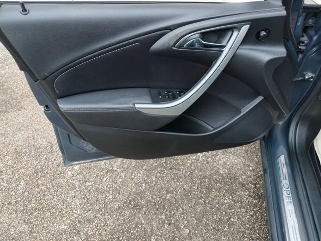 OPEL Astra 1.7 CDTI Sw Cosmo ( TAGLIANDATI )