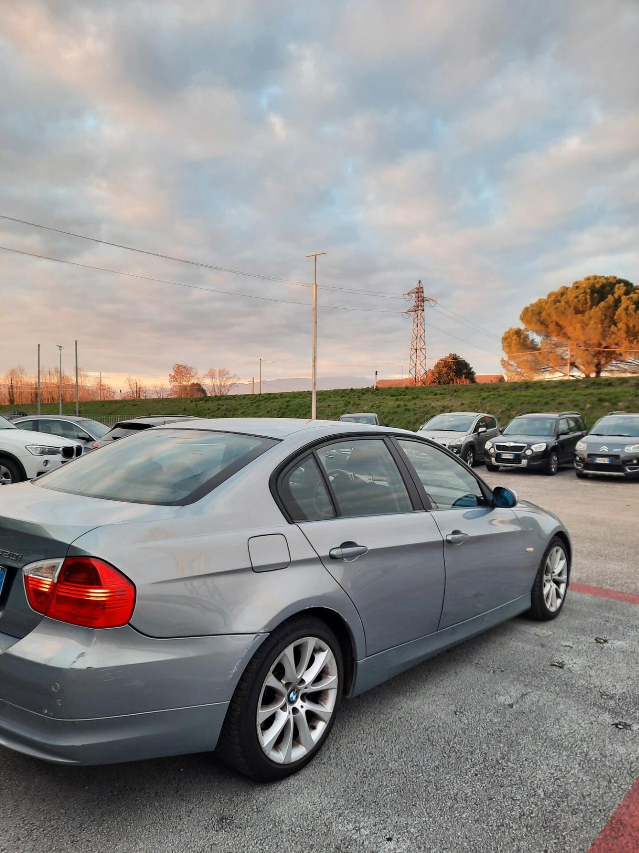 Bmw 320 320i cat Attiva