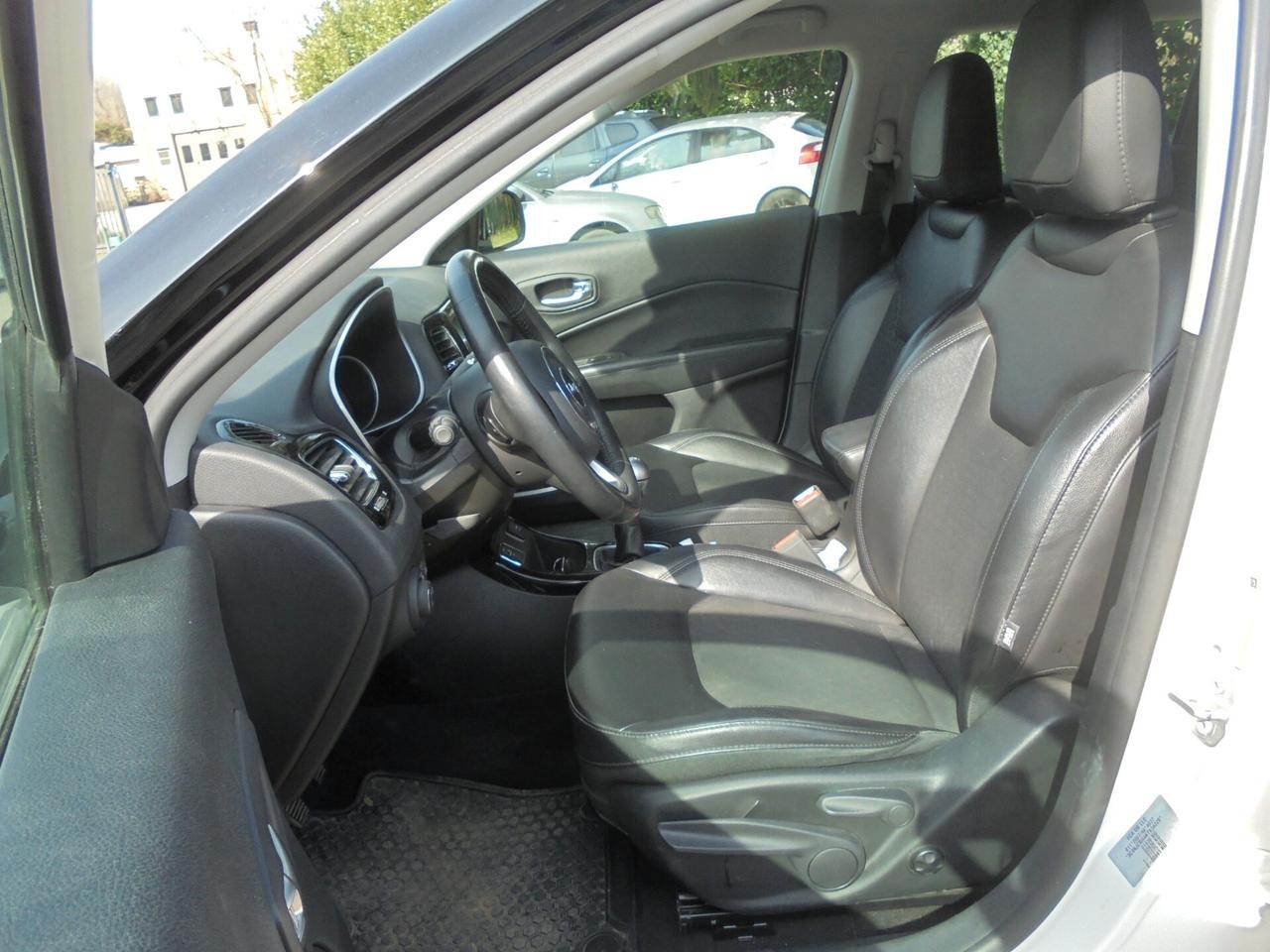 Jeep Compass 1.4 MultiAir 2WD Night Eagle con gancio traino estraibile