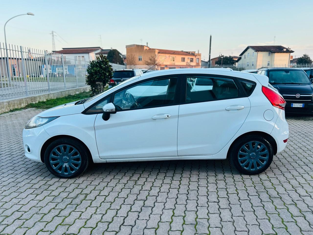 Ford Fiesta 1.4 5 porte Bz.- GPL Titanium