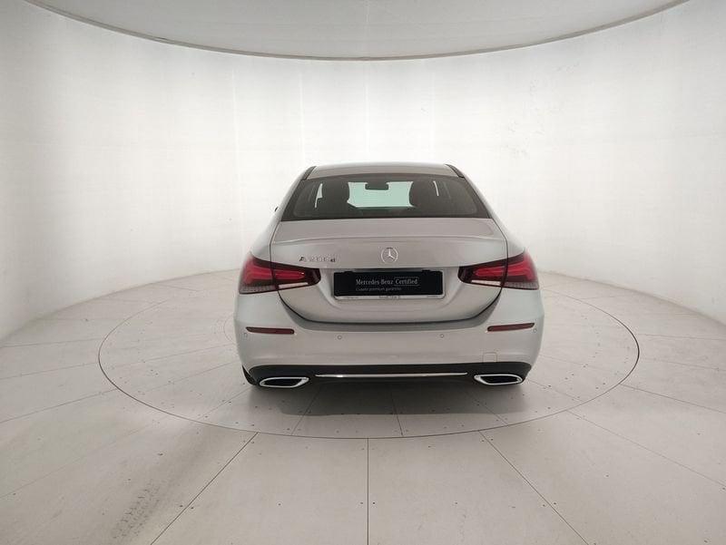 Mercedes-Benz Classe A A 200 d Sport auto