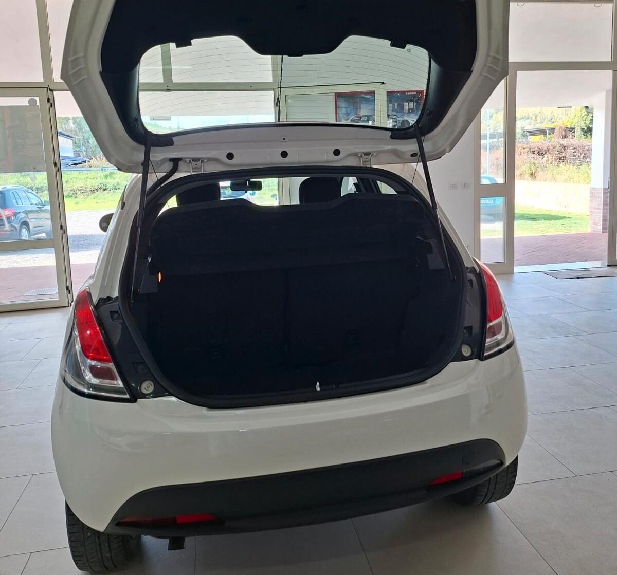 Lancia Ypsilon 1.3 MJT 16V 95 CV 5 porte S&S Gold