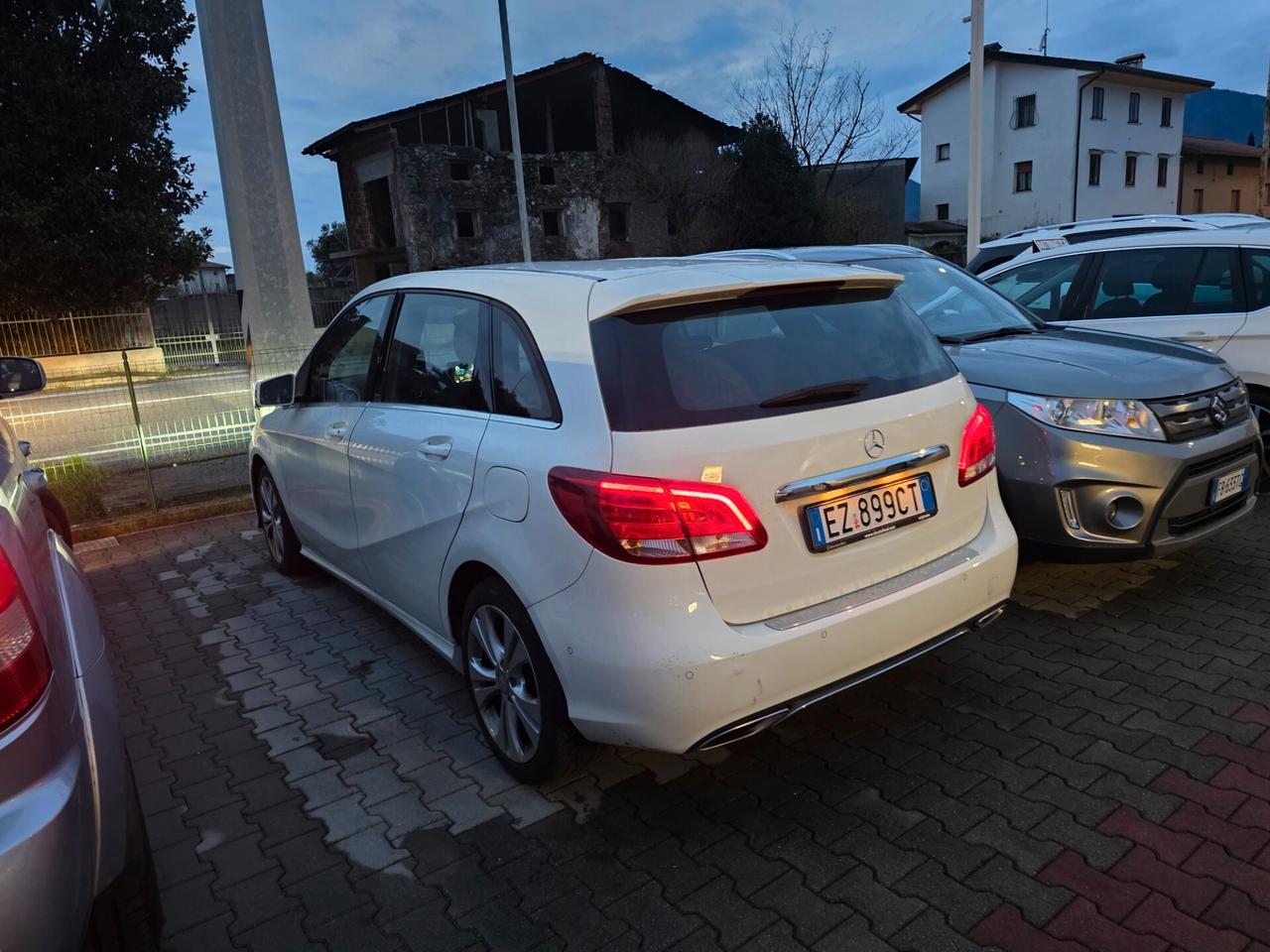 Mercedes-benz B 180 Premium perfetta e garantita 12 M