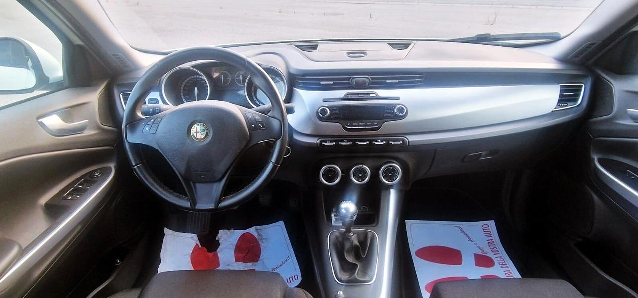 Alfa Romeo Giulietta 1.4 120 CV GPL NUOVO