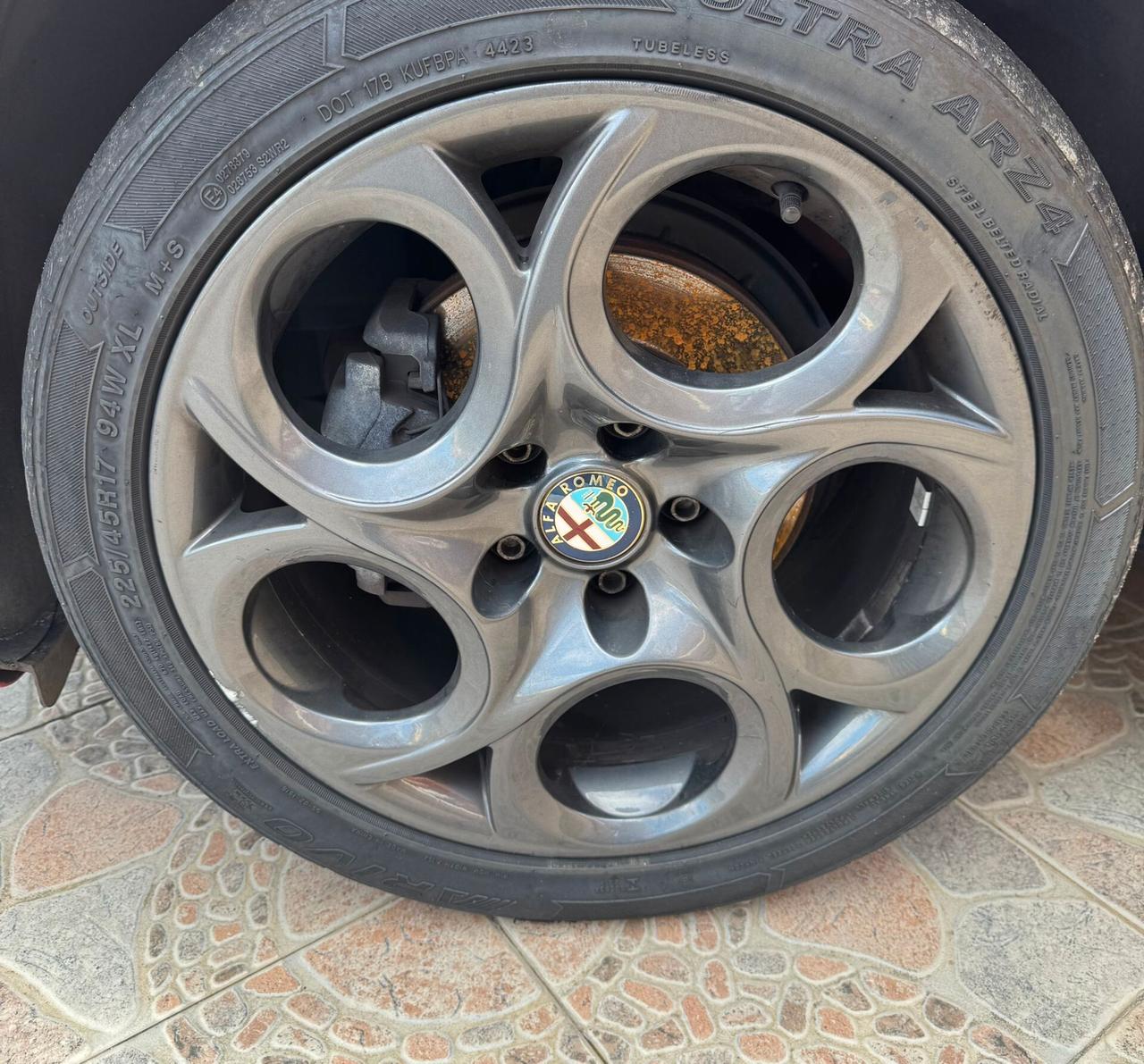Alfa Romeo Giulietta 1.6 JTDm-2 105 CV Exclusive