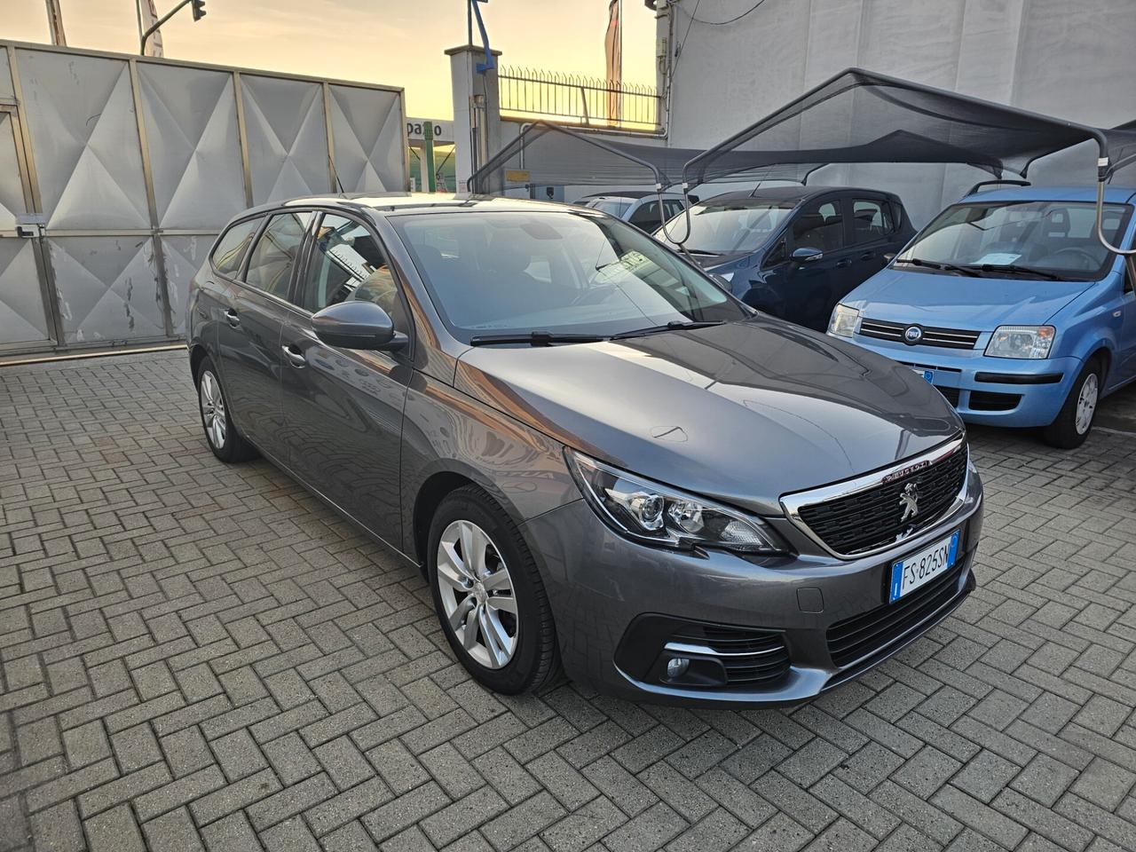 Peugeot 308 BlueHDi 130 S&S SW Tech Edition