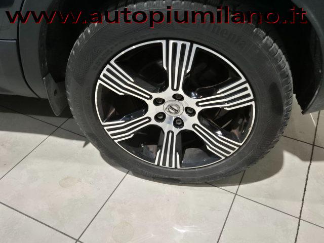 VOLVO XC40 D4 AWD Geartronic Inscription