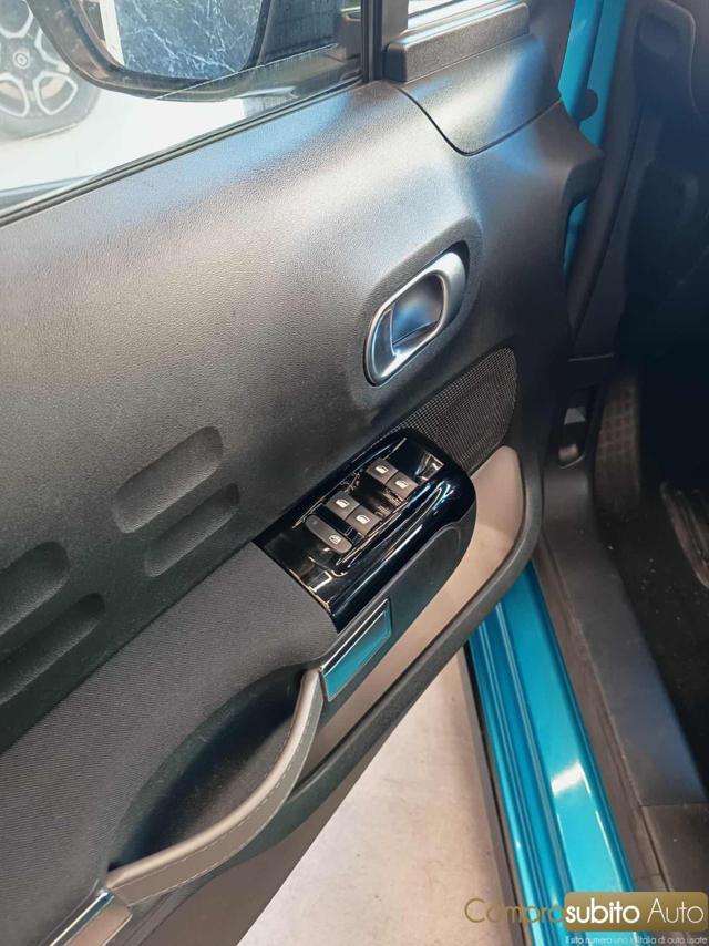 CITROEN C3 PureTech 110 S&S EAT6 Shine Pack