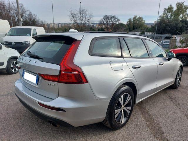 VOLVO V60 D3 R-design
