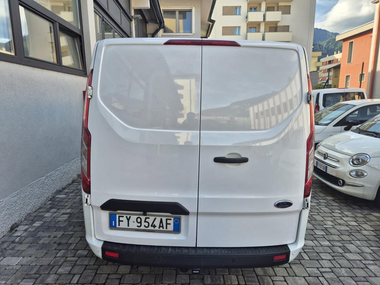 Ford Transit Custom 2.0 TDCi 130CV 3 POSTI CAMBIO