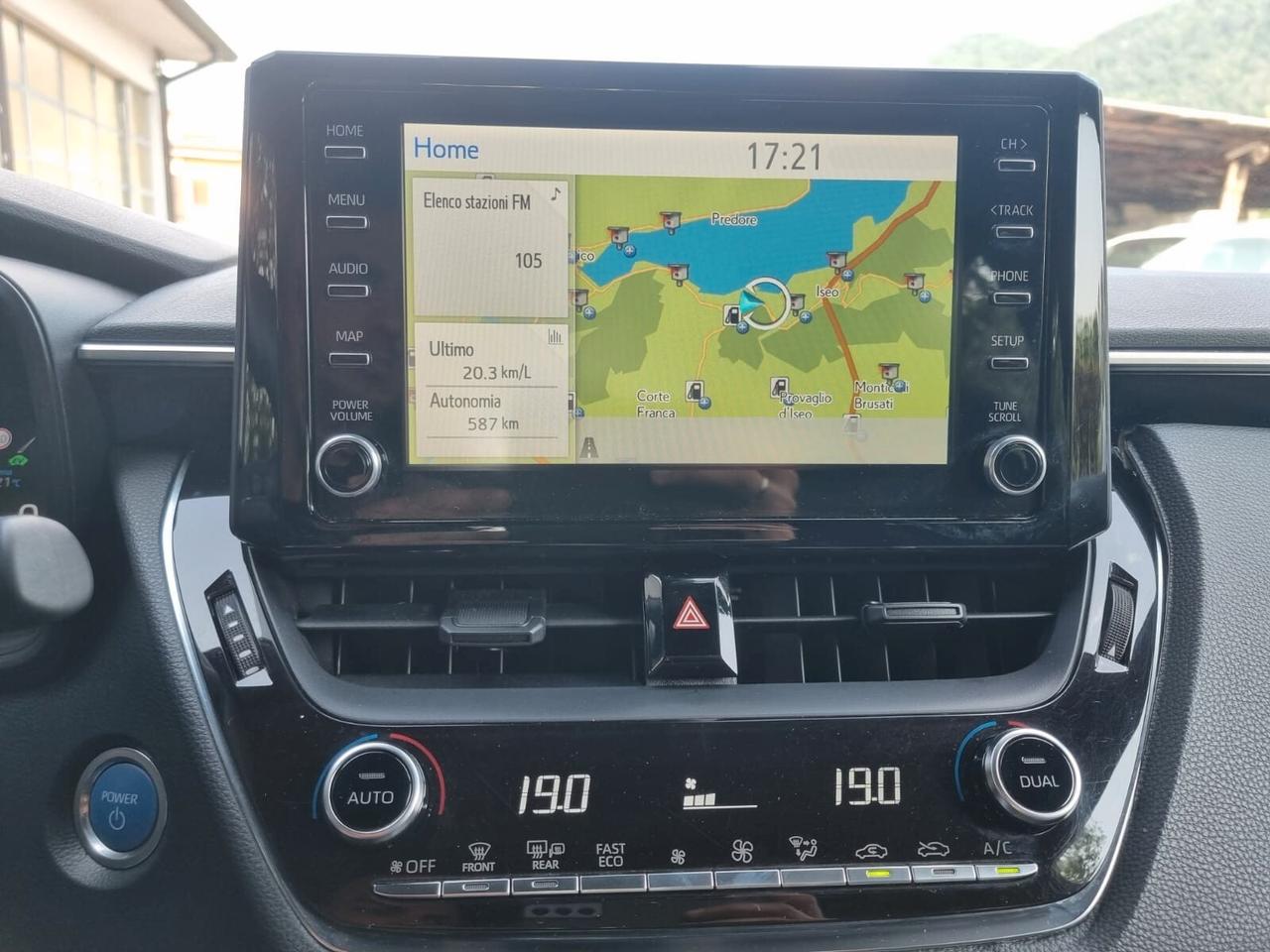 Toyota Corolla 1.8 Hybrid Business