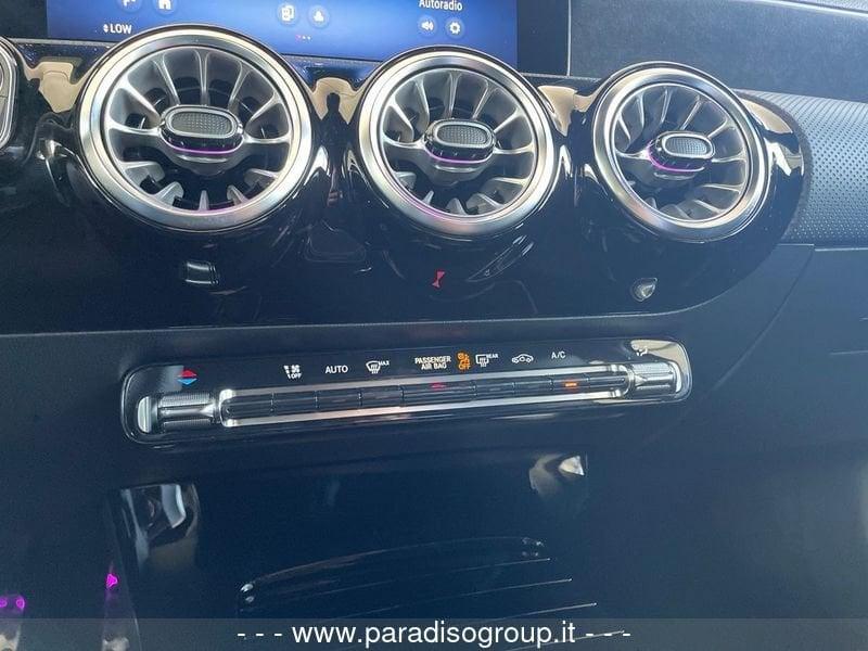 Mercedes-Benz Classe A - W177 2023 A 180 d AMG Line Advanced Plus auto