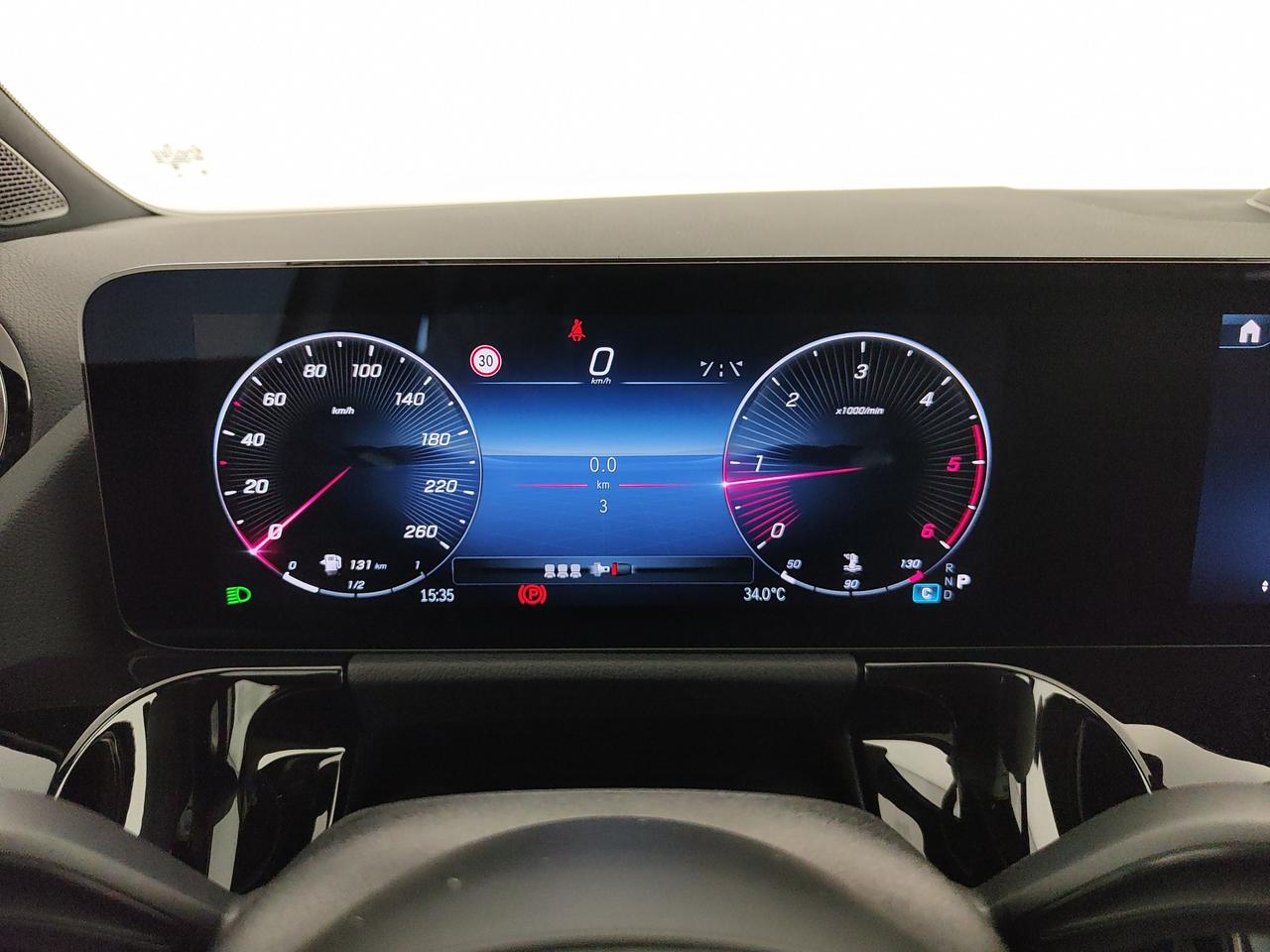 Mercedes-Benz GLA 180 d