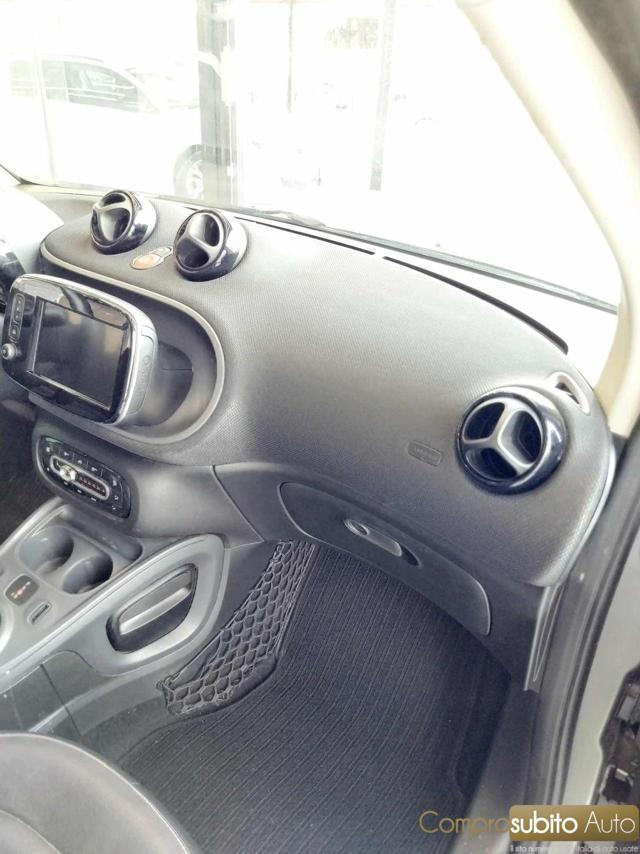SMART ForTwo 70 1.0 twinamic Passion ( Garanzia 12 Mesi)