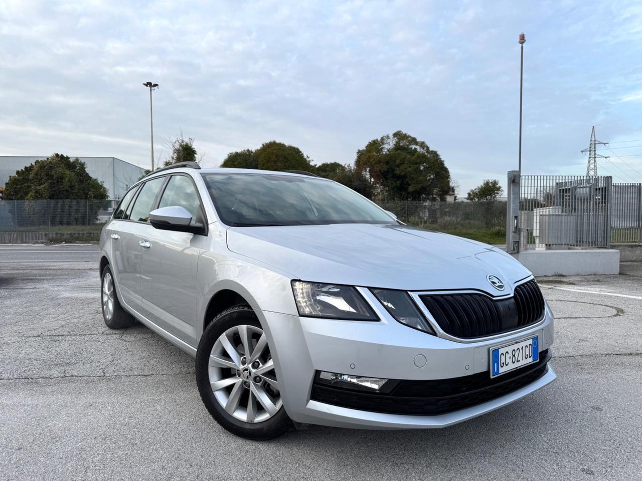 SKODA OCTAVIA 1.5 DSG Style G-Tec Metano - Navi