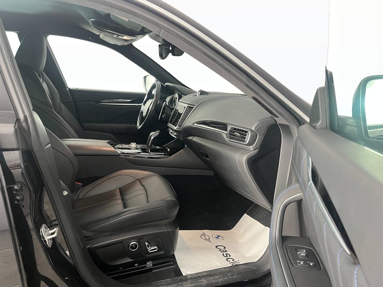 MASERATI Levante 2021 - Maserati Levante2.0 mhev executive 330cv auto