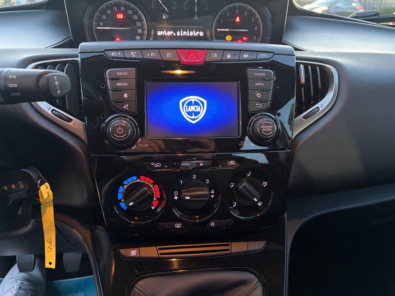 Lancia Ypsilon 1.2 69 CV 5 porte GPL Ecochic Gold