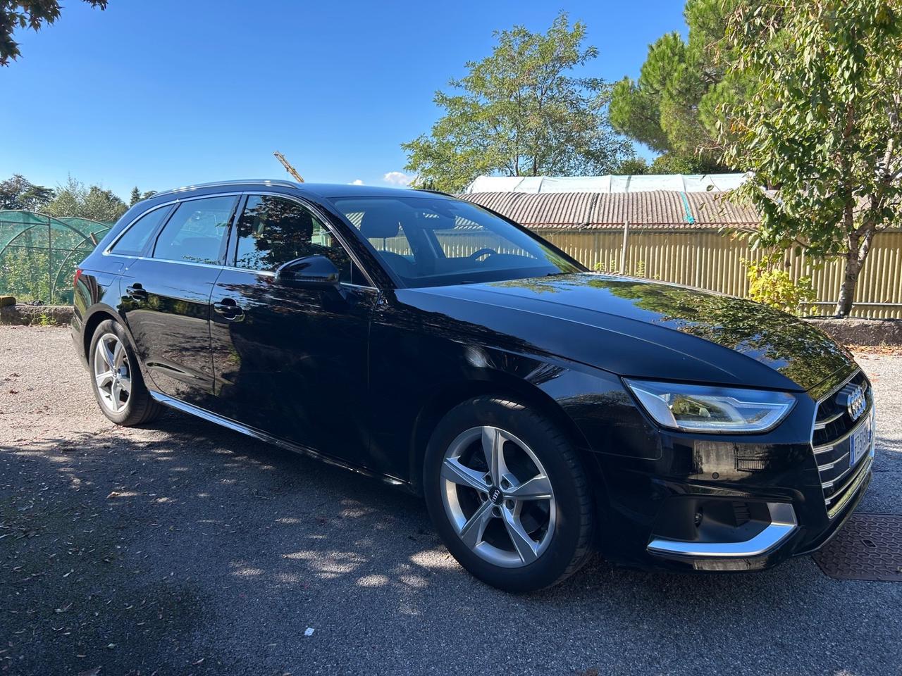 Audi A4 Avant 35 TFSI S tronic Business Advanced