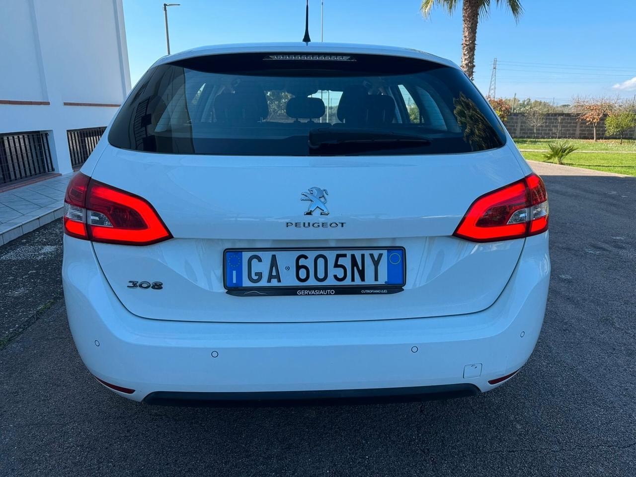 Peugeot 308 HDi AZIENDALE Cambio Automatico