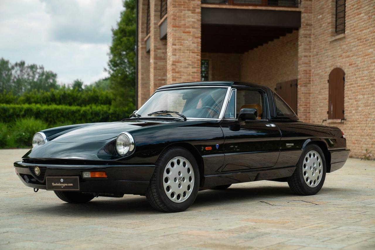Alfa Romeo Spider DUETTO - RDS01431