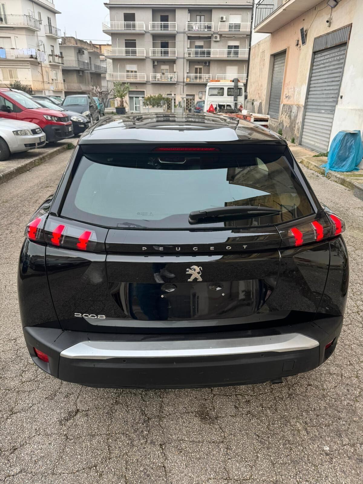 Peugeot 2008 PureTech 130 S&S Allure