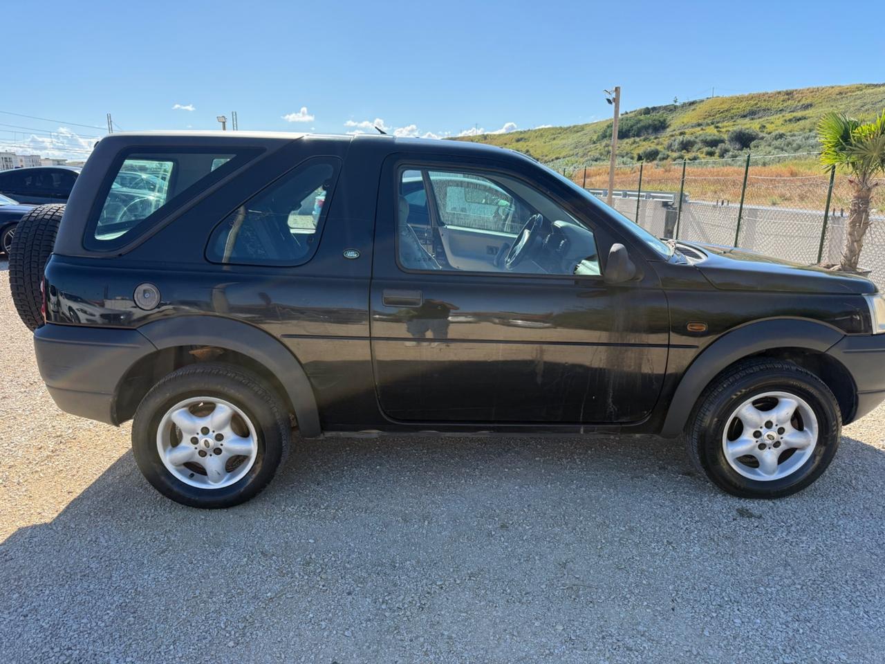 Land Rover Freelander 2.0 TD cat 3p. Hardback