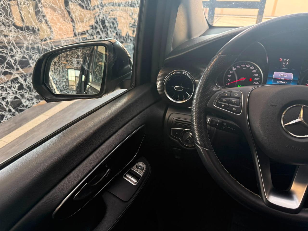 Mercedes-benz V 220 d Automatic Premium Compact