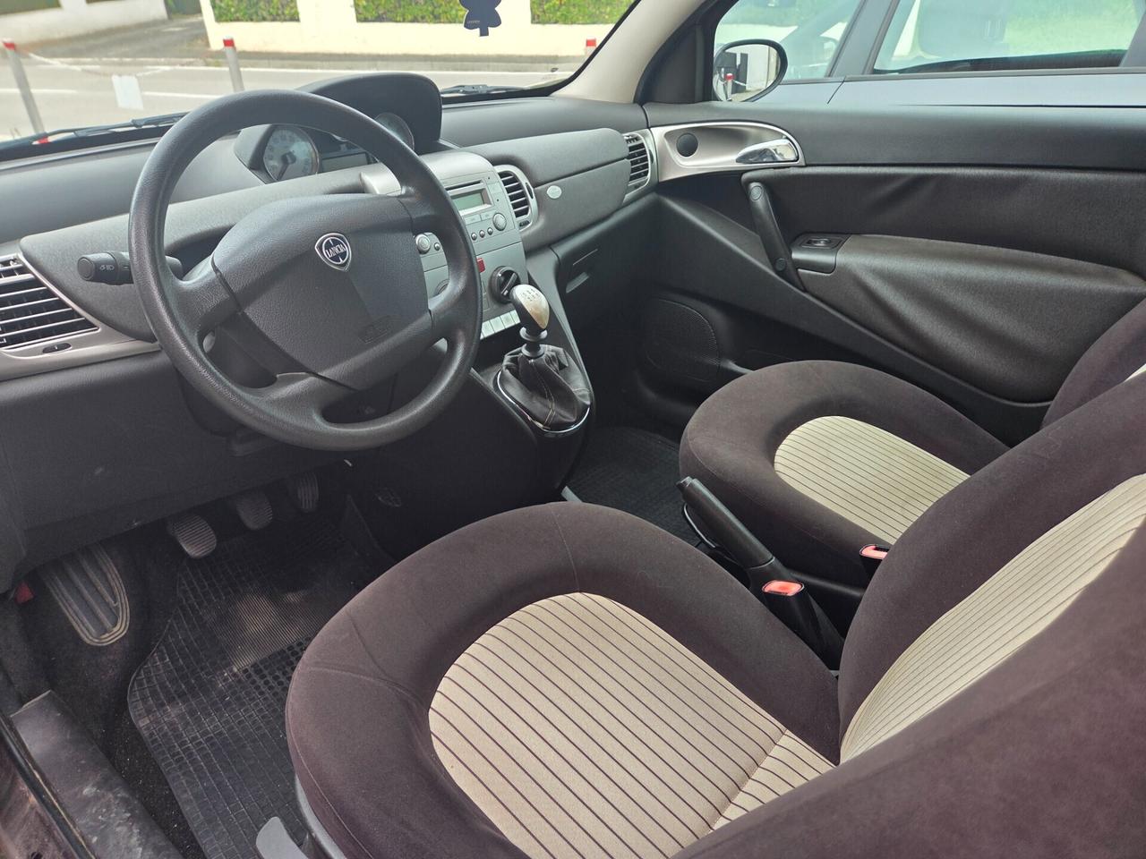 Lancia Ypsilon - 2008