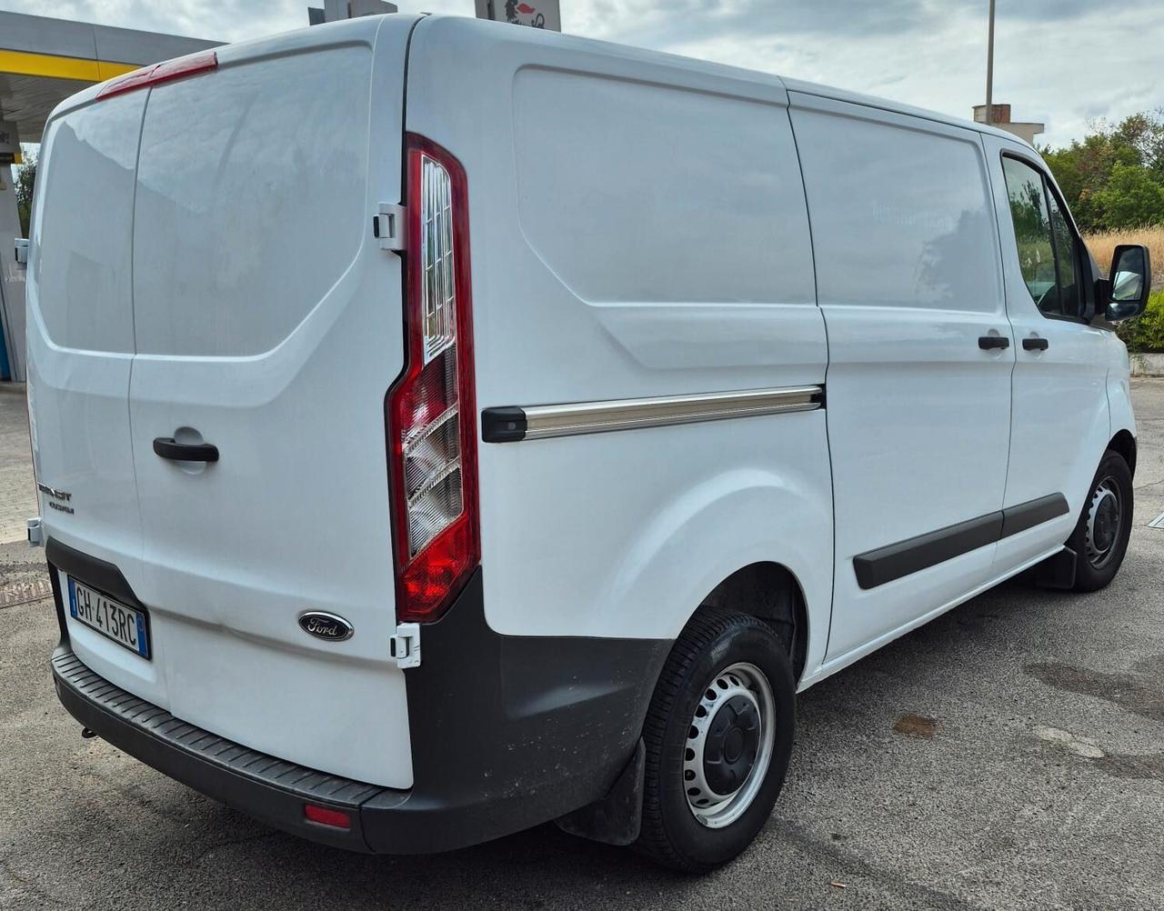Ford transit castom