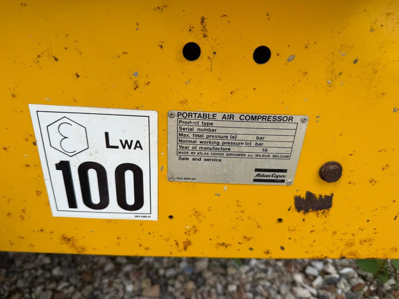 Nissan Cabstar Ribaltabile con Gru 35.15